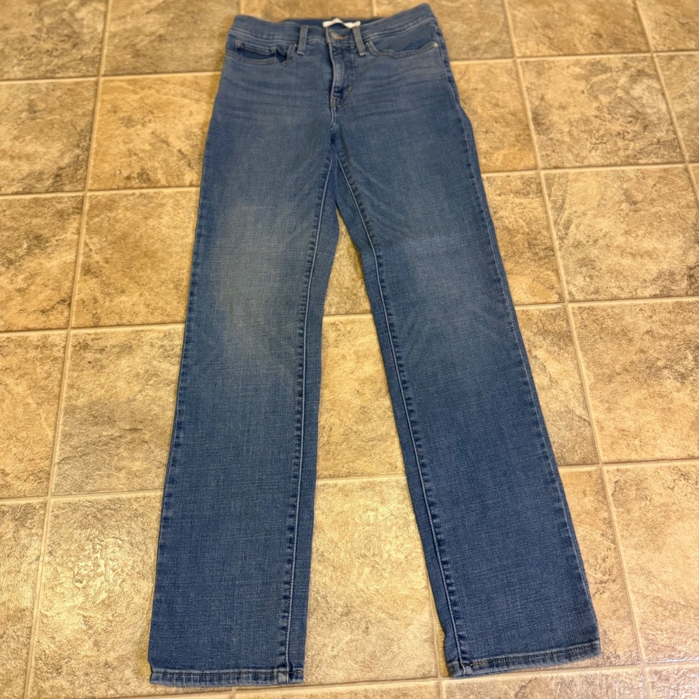 Levis 314 Shaping Straight Jeans Medium Wash Blue W27 L32